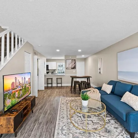 Cozy Townhouse - Gym Pool Golf Fast Wifi 2B2B Apartment